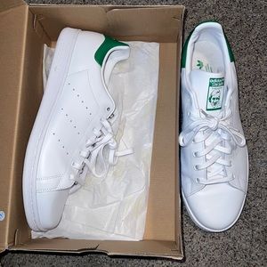 White and Green Adidas Stan Smith Sneakers.